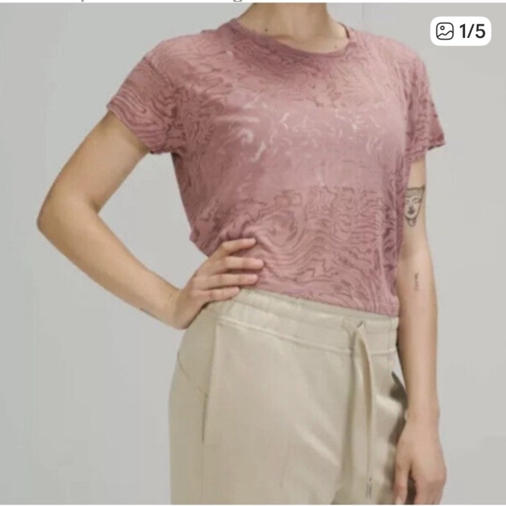 Lululemon crop top mesh women